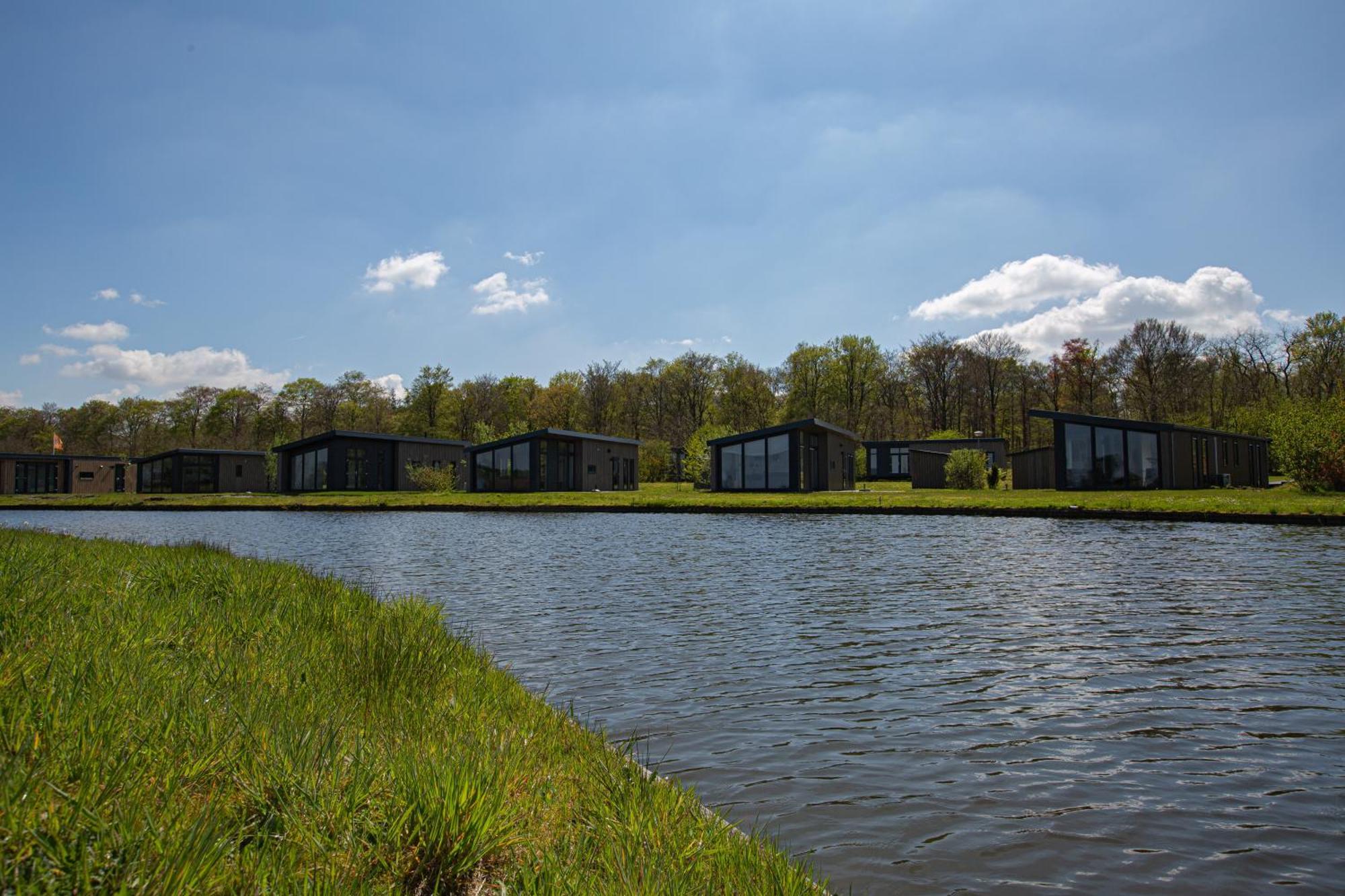 Recreatiepark De Tien Heugten Schoonloo Экстерьер фото